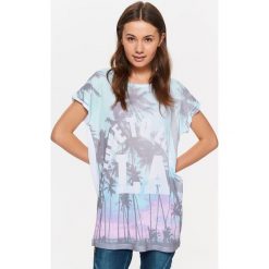 T-shirt krótki rękaw damski. Różowe bluzki dziewczęce TROLL, na lato, z aplikacjami, z bawełny, krótkie. W wyprzedaży za 9,99 zł.
