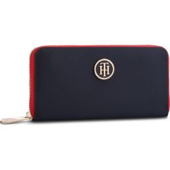 Duży Portfel Damski TOMMY HILFIGER - Poppy Lrg Za Wallet AW0AW05760 413. Niebieskie portfele damskie TOMMY HILFIGER, z materiału. Za 229,00 zł.