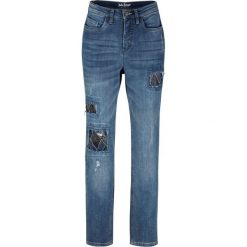 Dżinsy BOYFRIEND bonprix niebieski. Niebieskie jeansy damskie bonprix, z jeansu. Za 134,99 zł.