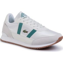 Sneakersy LACOSTE - Partner 120 4 Sma 7-39SMA0047Y37 Wht/Gum. Białe sneakersy męskie Lacoste, na co dzień, bez wzorów, ze skóry, bez zapięcia. W wyprzedaży za 299,00 zł.