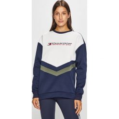 Tommy Sport - Bluza. Niebieskie bluzy sportowe damskie Tommy Sport, s, bez wzorów, z poliesteru, bez rękawów, bez kaptura. W wyprzedaży za 279,90 zł.
