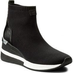Botki MICHAEL KORS - Skyler Bootie 43F7SKFE5D Black. Białe botki damskie skórzane marki Michael Kors, ze stali. W wyprzedaży za 479,00 zł.
