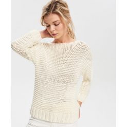 Sweter z zabudowanym dekoltem - Kremowy. Białe swetry damskie Reserved, s, bez wzorów, bez kołnierzyka, bez kaptura. Za 119,99 zł.