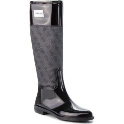 Kalosze GUESS - FLSSY3 RUB11 GREBL. Czarne buty zimowe damskie Guess, ze skóry ekologicznej, przed kolano. Za 529,00 zł.