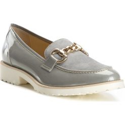 Buty damskie. Szare półbuty damskie Wittchen, z aplikacjami, ze skóry, bez obcasa, na obcasie, bez zapięcia. W wyprzedaży za 399,90 zł.