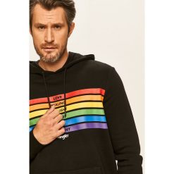 Wrangler - Bluza. Czarne bluzy męskie Wrangler, s, z nadrukiem, z bawełny, z kapturem, bez rękawów, z kapturem. W wyprzedaży za 169,90 zł.