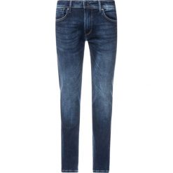 Jeansy Slim Fit Pepe Jeans PM201705DA52. Niebieskie jeansy męskie Pepe Jeans, m, bez wzorów, z elastanu. W wyprzedaży za 229,00 zł.