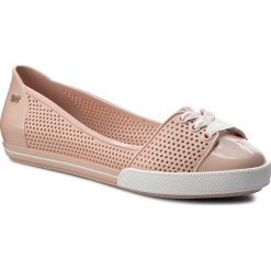 Tenisówki ZAXY - City II Fem 82091 Nude 90059 W285045 02064. Różowe półbuty damskie Zaxy, bez wzorów, z tworzywa sztucznego, bez zapięcia. W wyprzedaży za 79,00 zł.