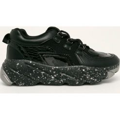 Answear - Buty Givana. Czarne buty sportowe damskie ANSWEAR, bez wzorów, z gumy, sportowe. W wyprzedaży za 99,90 zł.