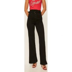 Guess Jeans - Jeansy Groy. Czarne jeansy damskie Guess Jeans, z podwyższonym stanem. Za 479,90 zł.