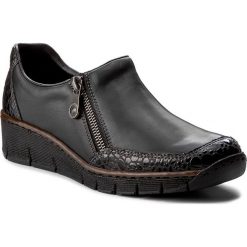 Półbuty RIEKER - 53734-45 Black. Czarne półbuty damskie marki Rieker, na co dzień, bez wzorów, ze skóry ekologicznej, bez obcasa, na płaskiej podeszwie, bez zapięcia. W wyprzedaży za 199,00 zł.