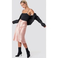 Samsoe & Samsoe Spódnica Heaston - Pink. Różowe spódniczki damskie Samsøe & Samsøe, bez wzorów, z tkaniny, mini, w kształcie a. Za 526,95 zł.