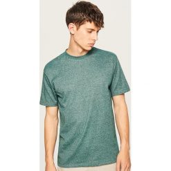 T-shirt z melanżowej dzianiny - Turkusowy. Niebieskie t-shirty męskie Reserved, s, bez wzorów, z dzianiny, bez kołnierzyka. Za 29,99 zł.