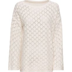 Sweter bonprix pudrowy. Różowe swetry damskie bonprix, bez wzorów, bez rękawów, bez kaptura. Za 49,99 zł.