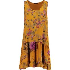 Sisley DROP WAIST FLORAL PRINT DRESS Sukienka letnia mustard. Żółte sukienki damskie letnie marki Sisley, z poliesteru. Za 399,00 zł.