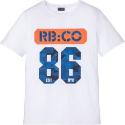 T-shirt Slim Fit bonprix biały. Białe koszulki męskie bonprix, s, bez wzorów, z okrągłym kołnierzem. Za 42,99 zł.