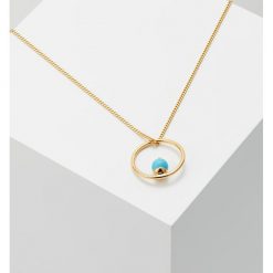 Vibe Harsløf Naszyjnik turquoise/goldcoloured. Niebieskie naszyjniki damskie marki Vibe Harsløf. Za 689,00 zł.