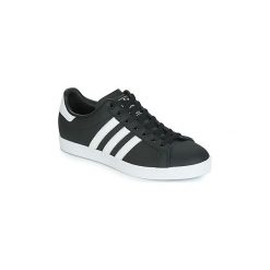 Buty adidas COAST STAR. Czarne trampki i tenisówki damskie Adidas, bez wzorów, bez zapięcia. Za 359,00 zł.