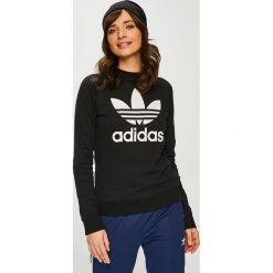 Adidas Originals - Bluza. Czarne bluzy z nadrukiem damskie marki adidas Originals, z bawełny, bez kaptura. Za 249,90 zł.