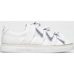 Trussardi Jeans - Buty. Szare buty sportowe damskie Trussardi Jeans, z jeansu. W wyprzedaży za 463,92 zł.