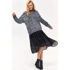 SWETER DAMSKI, Z GOLFEM. Czarne golfy damskie marki TROLL, l, z dzianiny. W wyprzedaży za 39,99 zł.