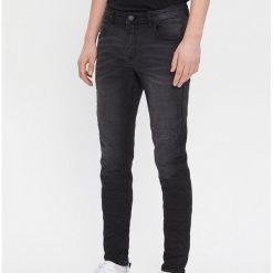Jeansy slim fit - Czarny. Czarne jeansy męskie House, bez wzorów. Za 99,99 zł.