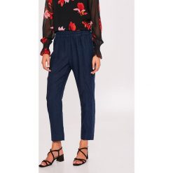 Scotch & Soda - Spodnie. Niebieskie spodnie damskie marki Scotch & Soda, s, z bawełny. W wyprzedaży za 359,90 zł.