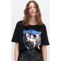 T-shirt Boyzone - Czarny. Czarne t-shirty damskie Reserved, s, bez wzorów, bez kołnierzyka. Za 49,99 zł.