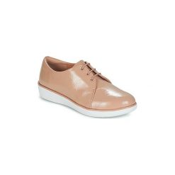 Derby FitFlop DERBY CRINKLE PATENT. Brązowe półbuty damskie marki FitFlop, bez wzorów, bez obcasa, bez zapięcia. Za 455,20 zł.