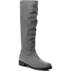 Kozaki SOLO FEMME - 39911-02-H17/000-12-00 Szary. Szare kozaki damskie Solo Femme, ze skóry, bez obcasa, na obcasie, bez zapięcia. W wyprzedaży za 359,00 zł.