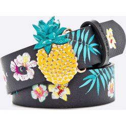Desigual - Pasek Pinday. Czarne paski damskie marki Desigual, w paski, ze skóry ekologicznej. W wyprzedaży za 119,90 zł.