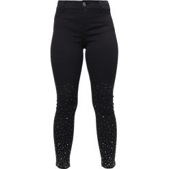Dorothy Perkins Petite SCATTER HEM FRANKIE Jeansy Slim Fit black. Czarne jeansy damskie relaxed fit marki Dorothy Perkins Petite, petite. W wyprzedaży za 135,20 zł.