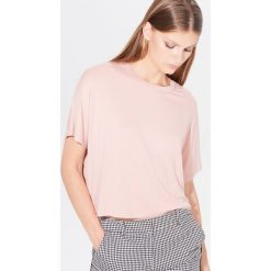 Wiskozowa koszulka oversize - Różowy. Różowe koszulki damskie Mohito, s, bez wzorów, z wiskozy, bez kołnierzyka, bez rękawów. Za 39,99 zł.