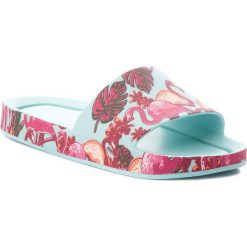 Klapki MELISSA - Mel Beach Slide 3DB Inf 32417 Green/Pink 52228. Zielone sandały dziewczęce Melissa, z tworzywa sztucznego, bez zapięcia. W wyprzedaży za 189,00 zł.