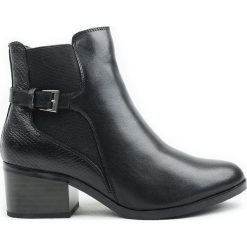 Botki damskie eVento. Czarne botki damskie eVento, na zimę, ze skóry, eleganckie, bez obcasa, na obcasie, bez zapięcia. Za 269,00 zł.