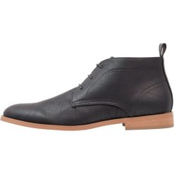 Buty wizytowe męskie: Zalando Essentials Eleganckie buty black