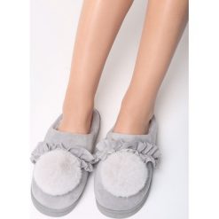 Szare Kapcie Fit Me. Szare kapcie damskie Born2be, z materiału. Za 29,99 zł.
