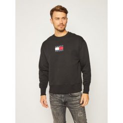Bluza Tommy Jeans Small Flag DM0DM08488. Niebieskie bluzy męskie Tommy Jeans, s, bez wzorów, z jeansu, bez kołnierzyka, bez rękawów, bez kaptura. Za 539,00 zł.