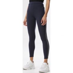 Granatowe Legginsy Aeleomisa. Niebieskie legginsy damskie Born2be, s, bez wzorów. W wyprzedaży za 44,99 zł.
