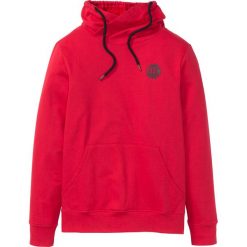 Bluza ze stójką Slim Fit bonprix czerwony. Czerwone bluzy męskie bonprix, s, z nadrukiem, ze stójką, bez rękawów, bez kaptura. Za 69,99 zł.