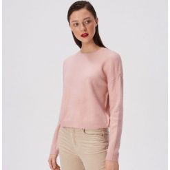 Sweter z kontrastowym wiązaniem na plecach - Różowy. Różowe swetry damskie Sinsay, s, bez wzorów, bez rękawów, bez kaptura. Za 49,99 zł.