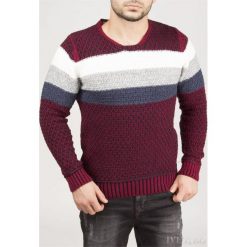 Sweter TUTU BORDO. Czerwone swetry męskie Sweter TUTU BORDO, s, bez wzorów, bez kołnierzyka, bez kaptura. W wyprzedaży za 79,00 zł.
