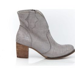 Botki na słupku kowbojki - skóra naturalna - model 503 - kolor szara kratka. Szare botki damskie Zapato, na wiosnę, z jeansu, eleganckie, z okrągłym noskiem, bez obcasa, na obcasie, bez zapięcia. Za 399,00 zł.