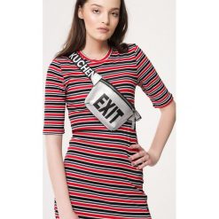 Srebrna Nerka Grooved. Szare nerki damskie Born2be, z nadrukiem, z nadrukiem, bez dodatków. Za 39,99 zł.