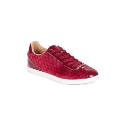 Buty André VELVET. Czerwone trampki i tenisówki damskie marki Andre, bez wzorów, bez zapięcia. Za 207,20 zł.
