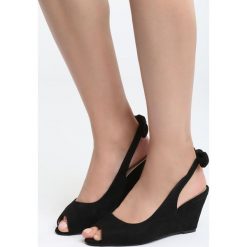 Czarne Zamszowe Koturny Find The Evidence. Czarne buty ślubne damskie Born2be, z materiału, z otwartym noskiem, na koturnie. Za 69,99 zł.
