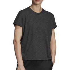 ADIDAS ID WINNERS ATTEETUDE TEE > DZ2479. Koszulki damskie Adidas, s, bez wzorów, z bawełny, street, z okrągłym kołnierzem. W wyprzedaży za 99,99 zł.
