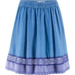 Spódnica dżinsowa z gumką i koronką bonprix niebieski. Niebieskie spódniczki damskie bonprix, w koronkowe wzory, z koronki. Za 42,99 zł.