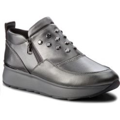 Sneakersy GEOX - D Gendry A D745TA 0BVNF C1G9F Gun/Dk Grey. Szare półbuty damskie Geox, na co dzień, bez wzorów, ze skóry, bez obcasa, na płaskiej podeszwie, bez zapięcia. W wyprzedaży za 269,00 zł.