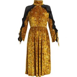 Długie sukienki: Sister Jane GOLD RUSH MIDI DRESS Długa sukienka yellow